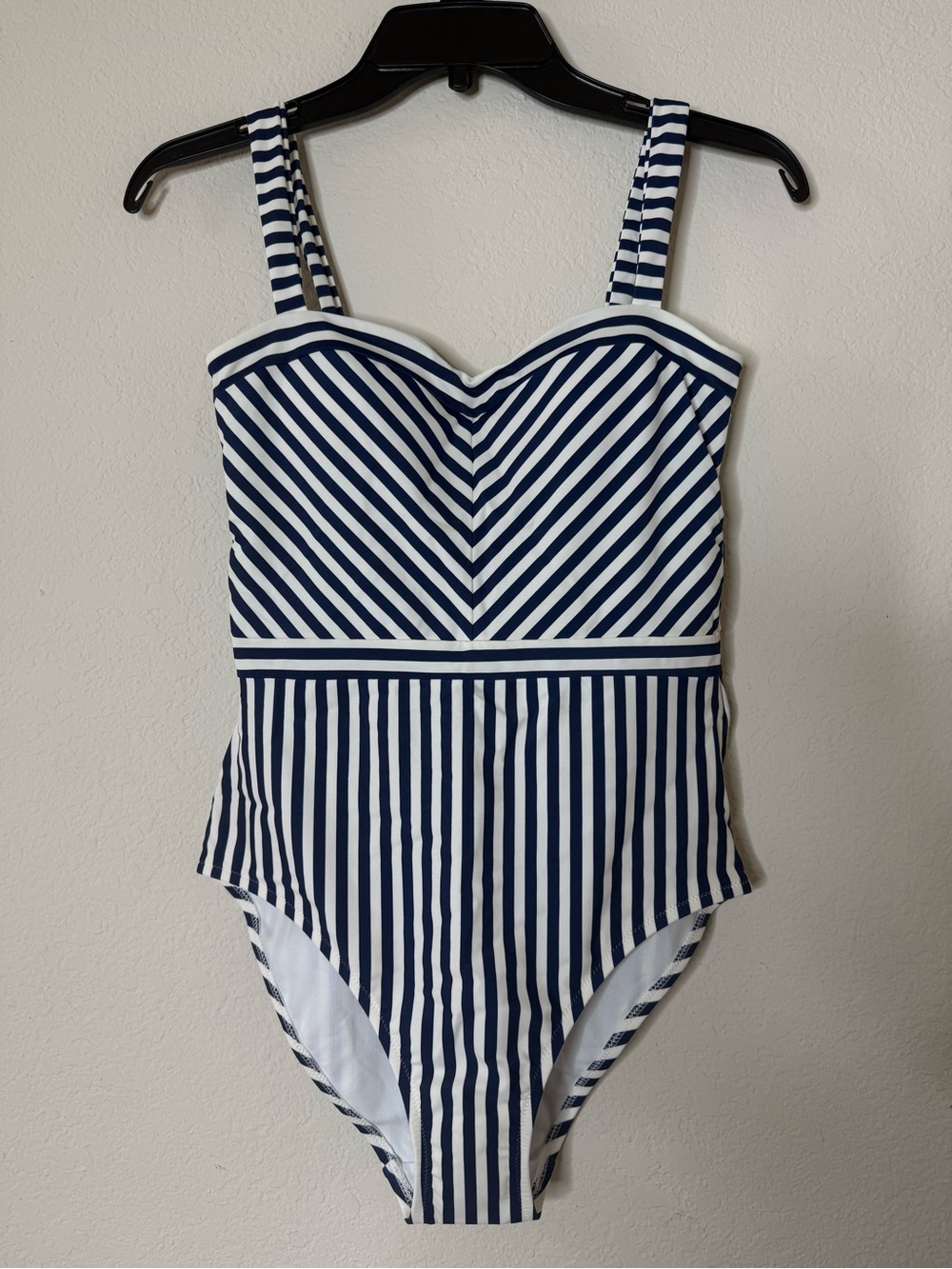 BODEN Women’s Clean Sweetheart Swimsuit Navy and Ivory Stripe Size 8R New - Picture 2 of 10